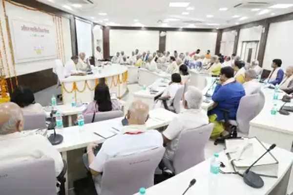 संघ की किसी से प्रतिस्पर्धा नहीं : भागवत